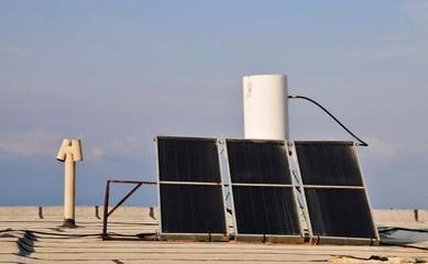 光伏全線爆發(fā) 新能源最強(qiáng)風(fēng)口來(lái)襲，光伏設(shè)備產(chǎn)業(yè)迎來(lái)黃金時(shí)代